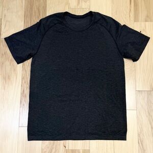 Lululemon Men’s Metal Vent Tech Short Sleeve Athletic Shirt